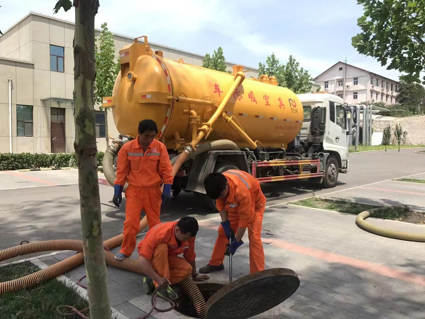 津南化粪池清理与5-8吨吸粪车施工效率分析